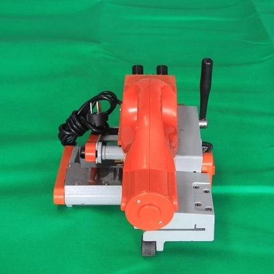 Máquina de soldadura automática de PVC de alta velocidade de 220V 3000c para tela de grelha de faca de caixa leve