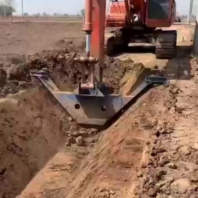 Máquina de drenagem urbana autodirigida de estribo de fossa de drenagem Máquina de moldagem de rolos de canal
