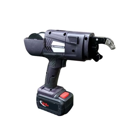 O cliente requer máquina de dobra automática de arame de aço